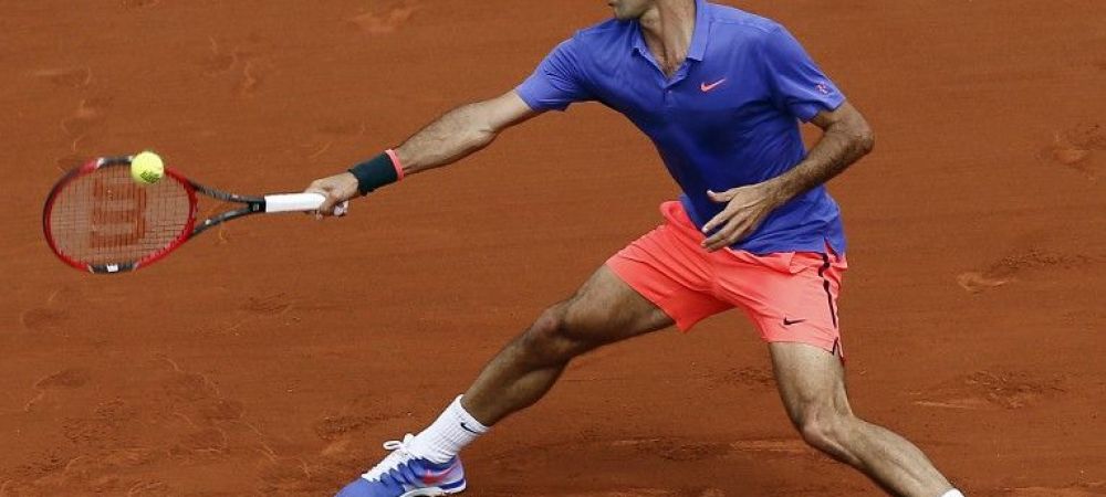 Roger Federer a fost „atacat” de un pusti la Paris /<span style="color:#f00;"> VIDEO</span>