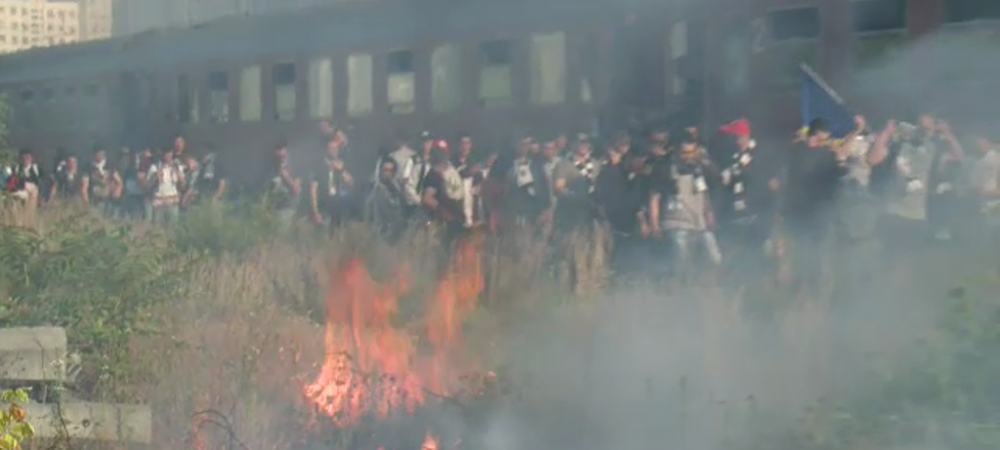 <span style="color:#f00;">Imagini incendiare in Bucuresti! </span>Cum au venit suporterii Universitatii Cluj inaintea finalei Cupei cu Steaua.<span style="color:#f00;"> FOTO</span>