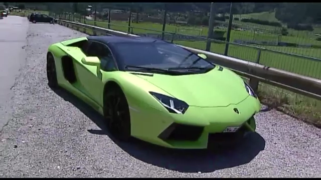 Toti romanii care au trecut pe langa el au ramas SOCATI! E incredibil cine a coborat din acest Lamborghini