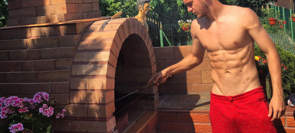 <span style="color:#f00;">Romanul cu abdomen de Ronaldo! </span>Soarta lui Puscas se stabileste in cateva zile: Zenga il asteapta, <span style="color:#f00;">solutie pentru Radoi?</span>