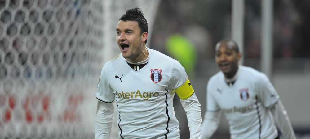 <span style="color:#f00;">Gol EXTRATERESTRU marcat de Budescu!</span> Faza pe care NU te mai saturi sa o vezi. Executie GENIALA din lovitura libera