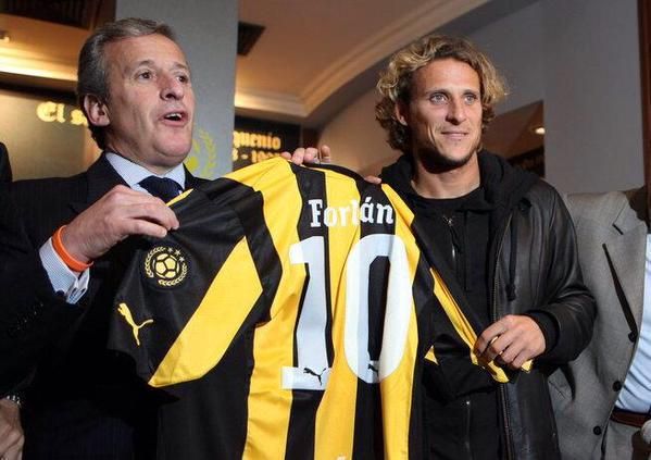 <span style="color:#f00;">I s-a indeplinit visul la 36 de ani! </span>Unde a ajuns sa joace Diego Forlan dupa Man United, Atletico si Inter