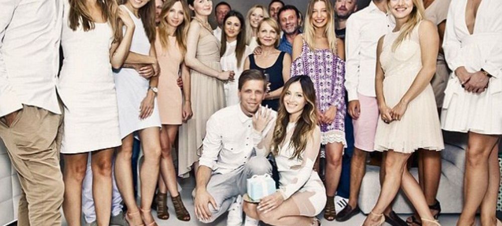 <span style="color:#f00;">Momente emotionante pentru Szczesny!</span> Cum a anuntat ca se casatoreste. FOTO