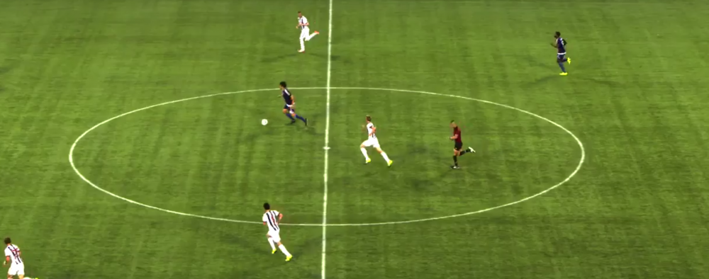 Kaka a marcat ca atunci cand era 'Balon de Aur'! <span style="color:#f00;">A luat mingea de la centrul terenului si a inscris un supergol</span>