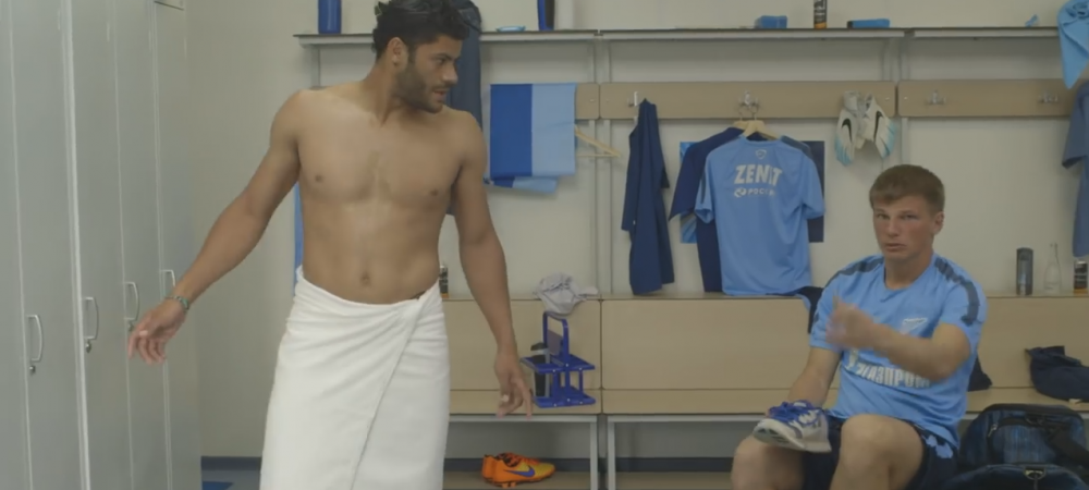 <span style="color:#f00;">Hulk SMASH! </span>Ce se intampla in vestiarul lui Zenit cand nu i se deschide usa brazilianului? SUPER VIDEO