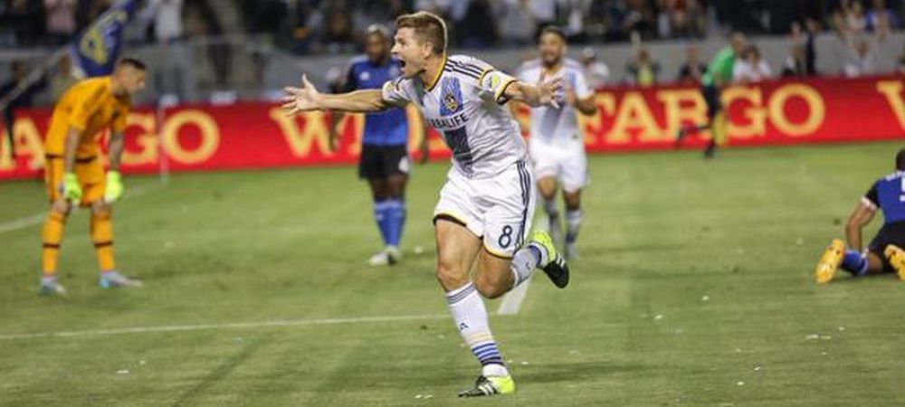 <span style="color:#f00;">A debutat cu gol! </span>Legenda lui Liverpool, Steven Gerrard, a inscris la primul meci disputat in USA pentru LA Galaxy - VIDEO