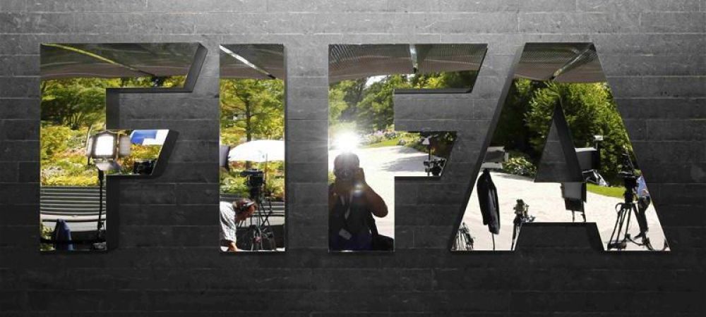<span style="color:#f00;">OFICIAL: alegerile FIFA vor avea loc pe 26 februarie 2016. </span>Blatter ar vrea sa le mute pe 30 :) Platini si-ar putea anunta candidatura