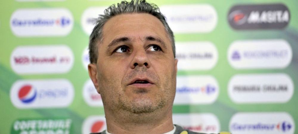 <span style="color:#f00;">"Daca discutiile sunt peste capul meu, nu stiu!" </span>Reactia lui Sumudica dupa ce a aflat ca Steaua e gata sa-i ia pe Alibec si De Amorim