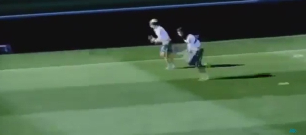 <span style="color:#f00;">Cine castiga o cursa intre Cristiano Ronaldo si Luka Modric? </span>Imaginile surprinse la antrenamentul Realului. VIDEO