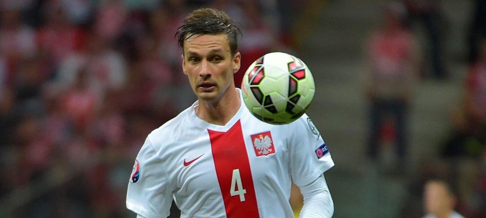 <span style="color:#f00;">"Cu fratii mei din Romania la Mondialul din Rusia!"</span> Mesajul lui Szukala dupa ce Romania a picat cu Polonia in grupa