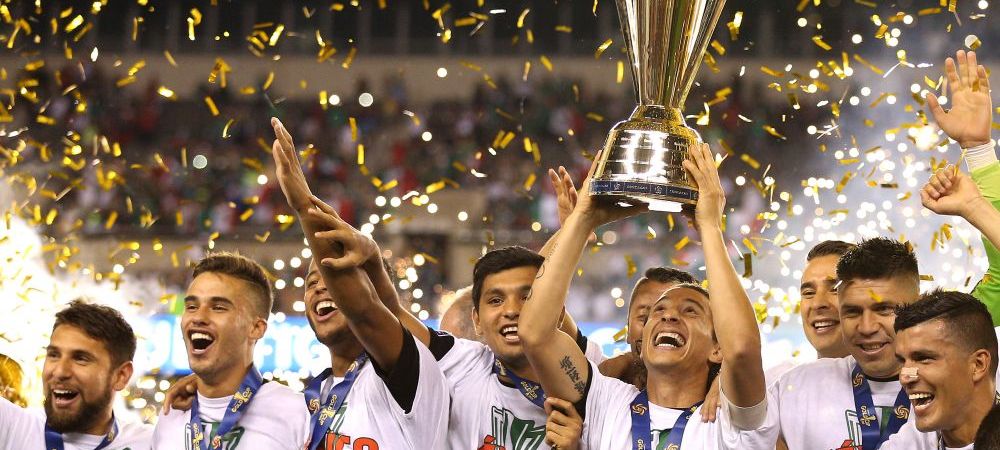 VIDEO & FOTO | <span style="color:#f00;">Mexic, campioana Gold Cup 2015, dupa o finala nebuna cu Jamaica,</span> disputata in fata a 70 de mii de oameni