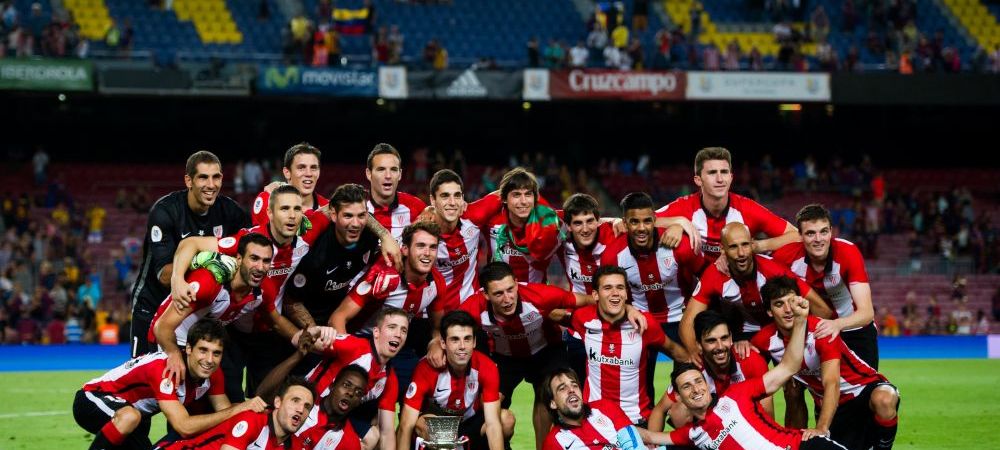 FOTO | <span style="color:#f00;">Jucatorii lui Bilbao, primiti intr-o MARE de oameni dupa ce au umilit Barcelona in Supercupa Spaniei. </span>Orasul, blocat de suporteri
