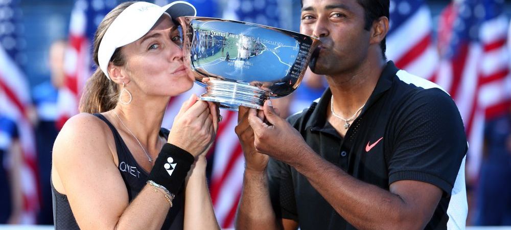 <span style="color:#f00;">Impreuna au 77 de ani, dar domina tenisul la dublu.</span> Martina Hingis si Leander Paes, campioni la US Open | GALERIE FOTO