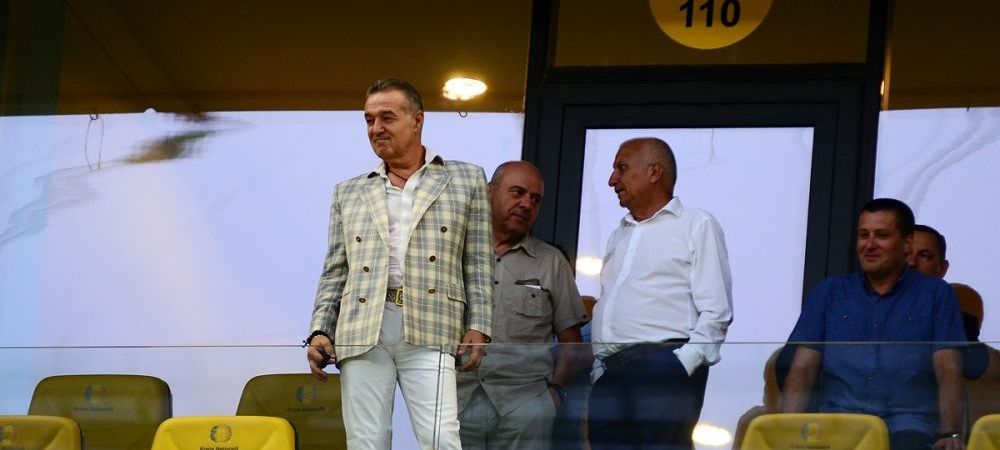 Filmul transferului lui Kharja la Steaua. <span style="color:#f00;">Becali: "Olaroiu l-a propus, Radoi l-a luat. Eu nu m-am bagat deloc". </span>Ce spune patronul