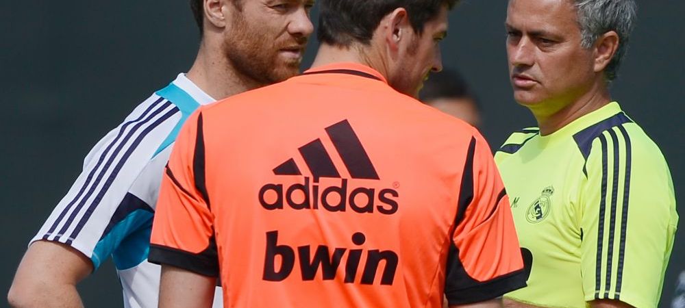 <span style="color:#f00;">Telefonul care a distrus definitiv relatia dintre Mourinho si Casillas!</span> Secretul rupturii: de ce a transformat Mourinho un idol intr-o rezerva