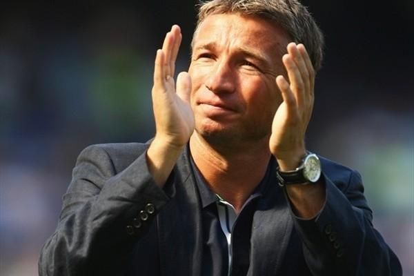 <span style="color:#f00;">Mesajul lui Dan Petrescu pentru jucatorii care vor reprezenta Romania la turneul final!</span> Juniorii Romaniei se fac MARI la "Mondial"