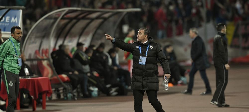 <p>
<span style="color:#f00;">Reghecampf a luat "foc" dupa 1-1 cu Dinamo:</span> "Papp a gresit la gol, Hamroun se crede la gradinita, Stanciu nu a jucat nimic in repriza a doua"</p>