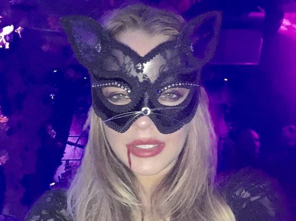 <span style="color:#f00;">Cuplu neasteptat in showbiz! </span>Ea este cu 7 ani mai mare decat el! <span style="color:#f00;">Cum s-au cunoscut</span>