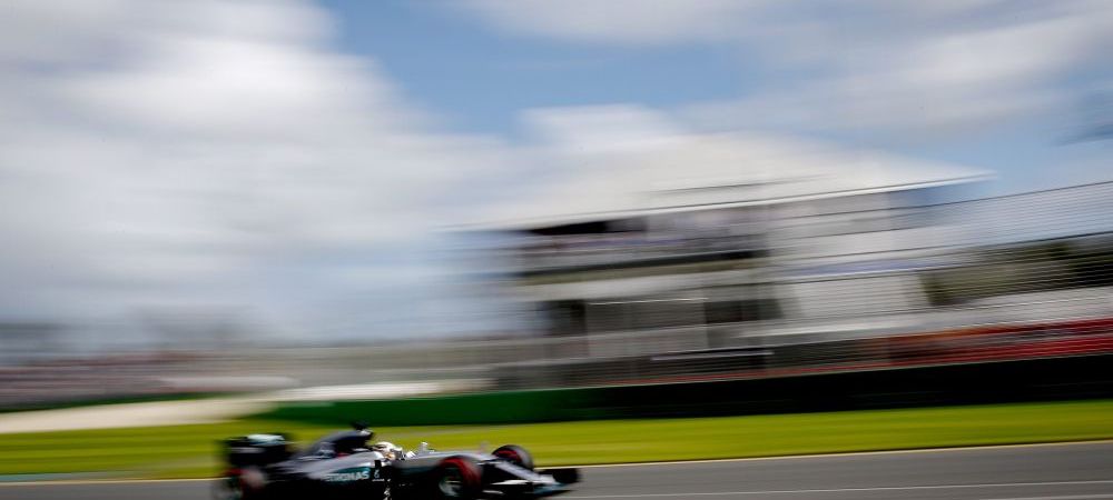 <span style="color:#f00;">Hamilton, in pole position la prima cursa</span> din noul sezon de F1, in Marele Premiu al Australiei