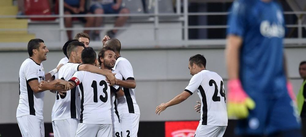 <p>
Prima de 15 000 de euro pentru jucatorii Astrei daca merg in grupele Europa League<span style="color:#f00;">. "Daca mergem in grupe, luam mult mai mult ca Steaua!"</span></p>