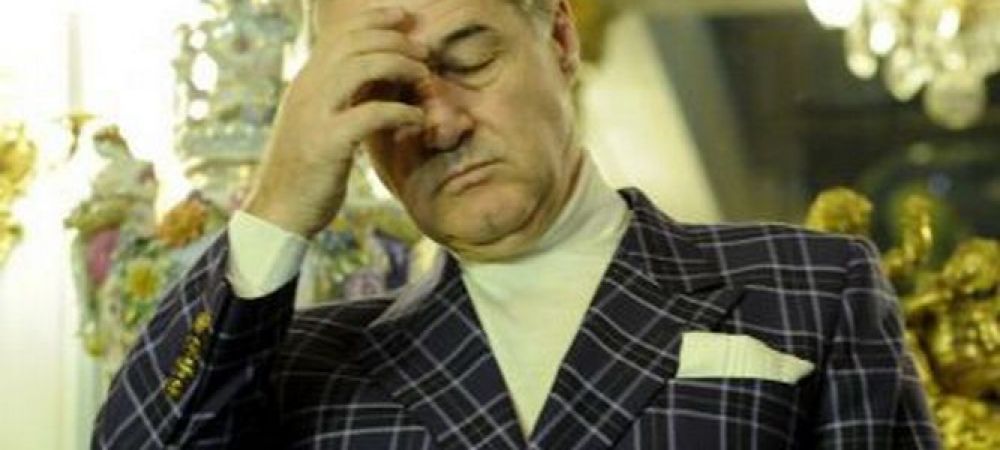 <span style="color:#f00;">Reactia lui Becali dupa ce Steaua a picat cu Manchester City. </span>Patronul Stelei a trecut de la "Numai Dumnezeu ne califica" la "Popa, Hamroun si Stanciu sunt ucigasi, ne batem"