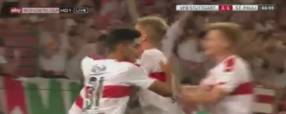 <span style="color:#f00;">GOL SENZATIONAL pentru Maxim!</span> Cursa de 60 de metri, apoi finalizare de MONDIAL! Cum a inscris in Stuttgart 2-1 St. Pauli