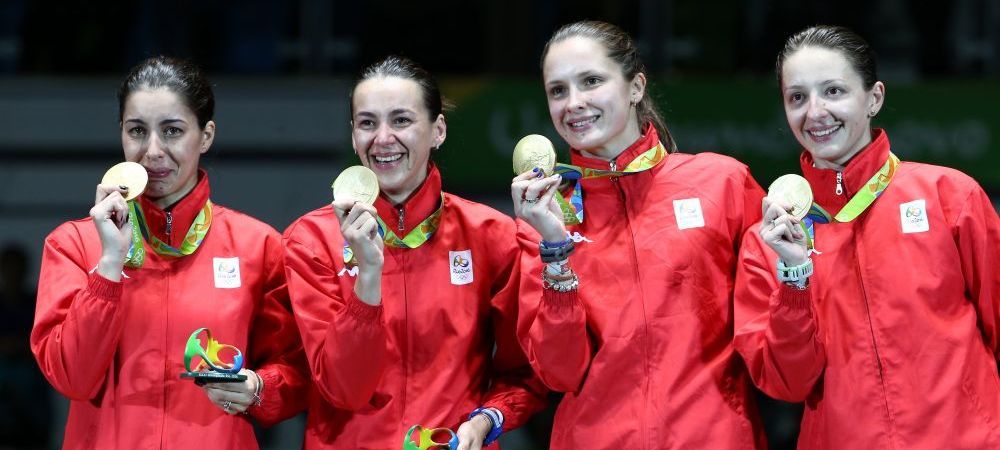 Fetele de aur ale Romaniei. <span style="color:#f00;">Care este secretul "Happy Power" si tributul emotionant pentru echipa din spatele aurului la Rio</span>