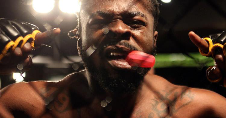 Asa tata, asa fiu!<span style="color:#f00;"> Baiatul lui Kimbo Slice este bataus de meserie!</span> Este incredibil ce poate sa faca
