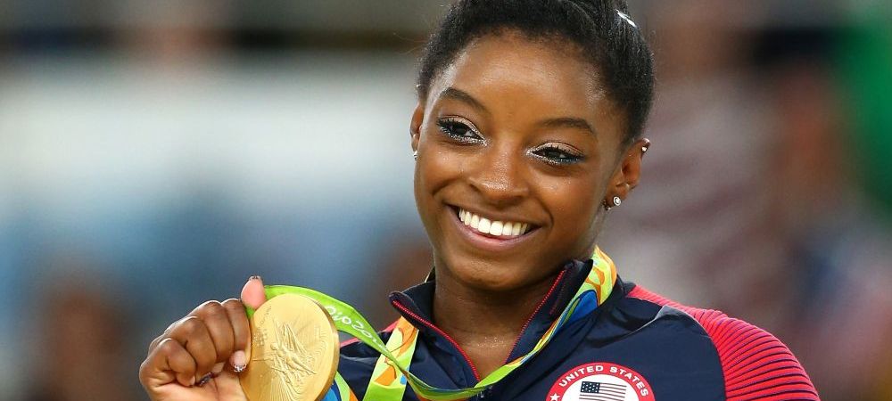 <span style="color:#f00;">"E o nebunie! Ce am reusit!" </span>Recordul senzational detinut de 32 ani de o gimnasta din Romania, care a fost egalat acum de Simone Biles la Rio