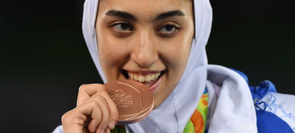 <span style="color:#f00;">Prima femeie din Iran care castiga o medalie olimpica!</span> Declaratia emotionanta data de Kinia Alizadeh