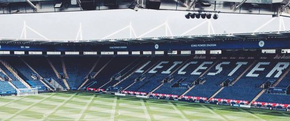 <span style="color:#f00;">FOTO SENZATIONAL! Primul gazon "3D" din fotbal! </span>Cum si-a facut terenul campioana Leicester pentru meciul cu Arsenal