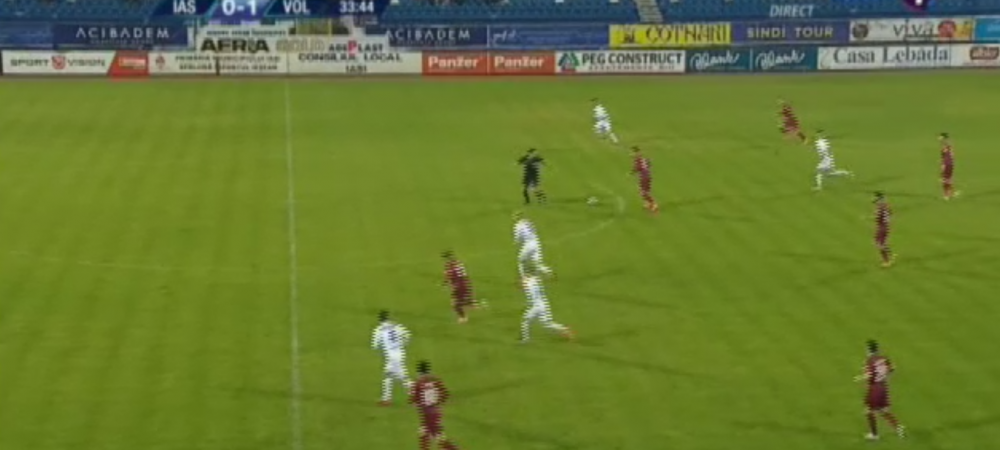 L-a dus Capatana :) Mihai Capatana, de la Voluntari, a inscris unul dintre cele mai tari goluri ale sezonului din Liga I: <span style="color:#f00;">sut din propria jumatate. FOTO</span>