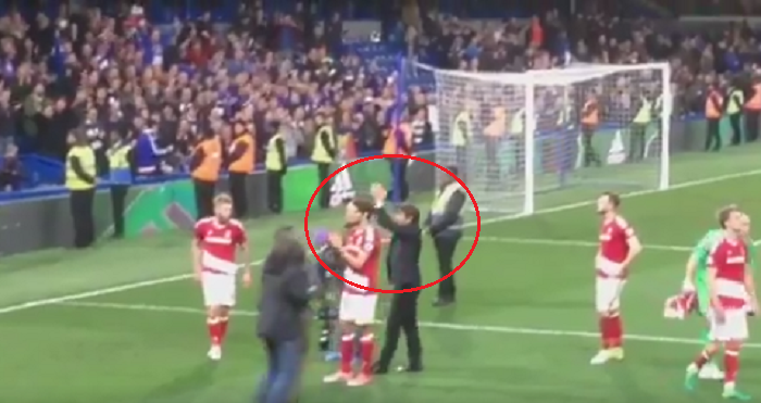 <span style="color:#f00;">Conte pe viata pentru englezi! Gestul de milioane al lui Conte </span>in seara in care a retrogradat-o pe Middlesbrough! VIDEO