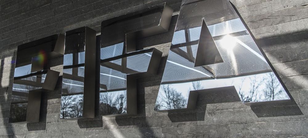 O tara a fost exclusa, doua echipe sunt <span style="color:#f00;">OUT </span>din Liga Campionilor! <span style="color:#f00;">Decizia de ULTIMA ORA luata de FIFA</span>