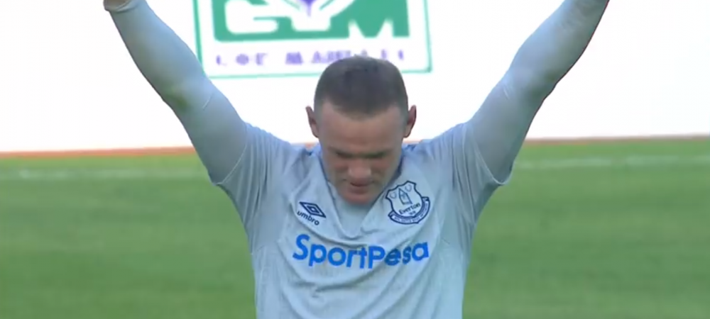 <span style="color:#f00;">Rooney a redebutat cu un gol colosal la Everton:</span> a avut nevoie de 34 de minute si un sut de la 34 de metri. VIDEO
