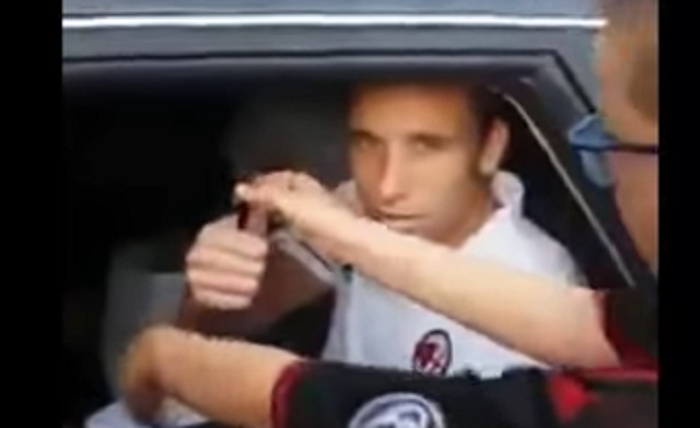 Gafa comisa de jucatorul transferat azi de AC Milan: <span style="color:#f00;">"Forza Lazio!" :) VIDEO</span>