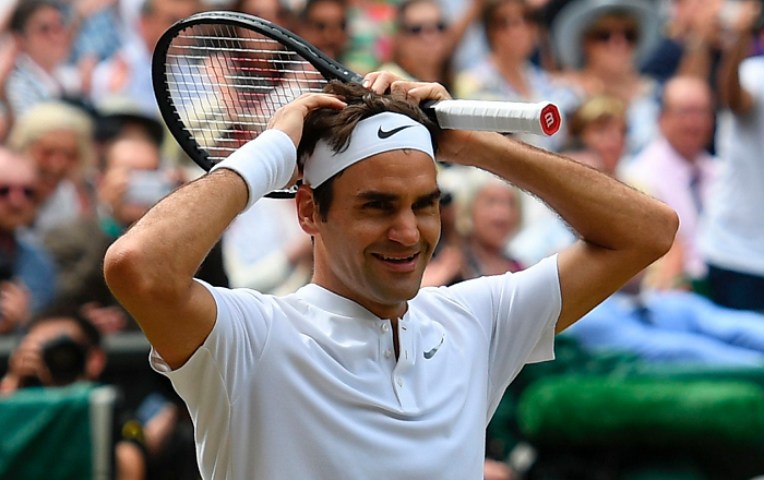 <span style="color:#f00;">DECLARATIA ZILEI!</span> Federer s-a imbatat la petrecerea de dupa Wimbledon: <span style="color:#f00;">"Ma doare capul, nu mai stiu ce am facut noaptea trecuta!" :)</span>