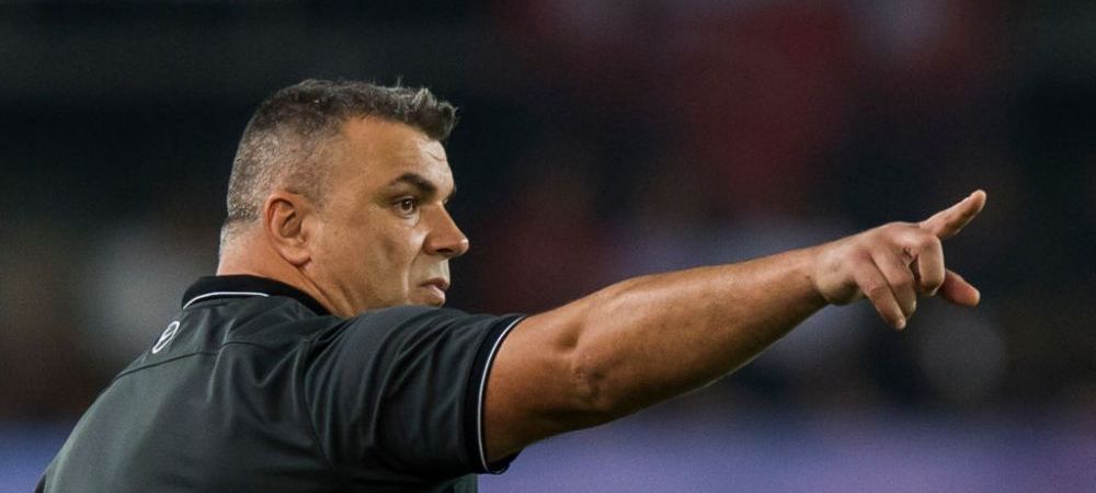 <p>
<span style="color:#f00;">Salariul URIAS al lui Olaroiu in Emirate.</span> Castiga peste antrenorii de la Inter, Milan sau Roma</p>
