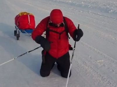 <span style="color:#f00;">PERFORMANTA URIASA!</span> Tibi Useriu a castigat pentru a treia oara consecutiv Maratonul Arctic