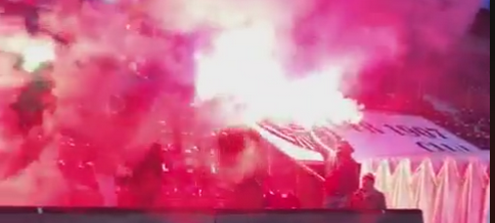 CFR - FCSB, 20:45 | <span style="color:#f00;">Atmosfera incendiara! Galeria CFR-ului a aprins torte la antrenamentul de aseara!</span> VIDEO