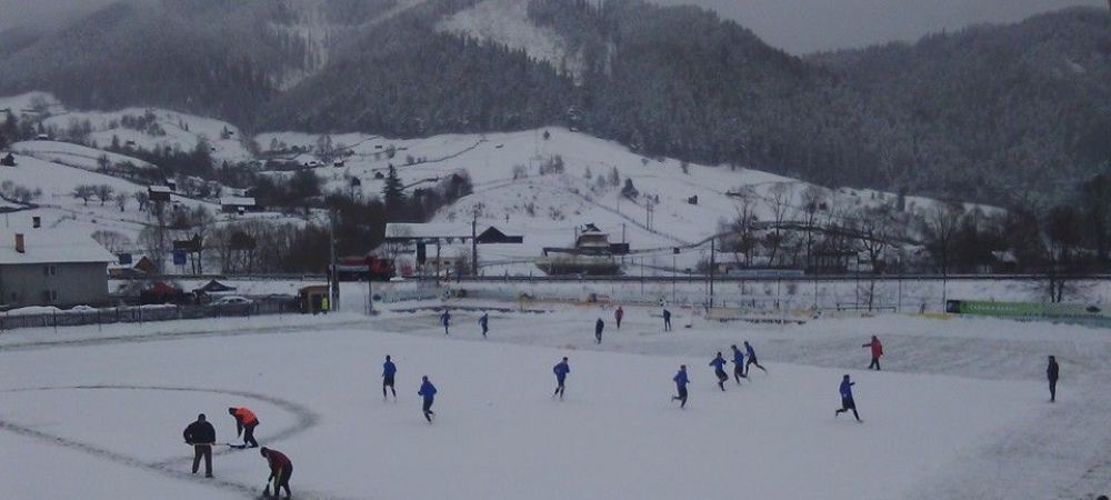 <span style="color:#f00;">ULTIMA ORA | Fotbalul se amana din nou!</span> Meciurile programate in weekend au sanse mici sa se joace din cauza avertizarilor meteo