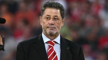 Vanzarea lui Dinamo aprinde spiritele in "Stefan cel Mare"!<span style="color:#f00;"> ATAC VIOLENT al lui Cornel Dinu: "Are tupeul obraznic sa se erijeze in salvatorul clubului!" </span>