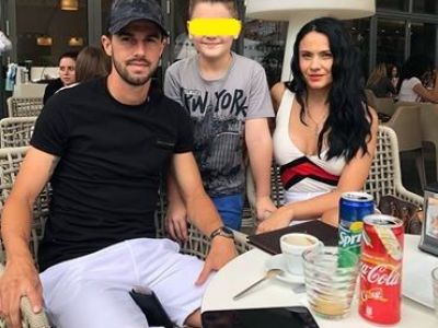 Telenovela Romaneasca Un Dinamovist Se Iubeste Cu Fosta Sotie A Unui Jucator De La Fcsb Iar Fiul Acesteia E Legitimat La Csa Steaua Sport Ro