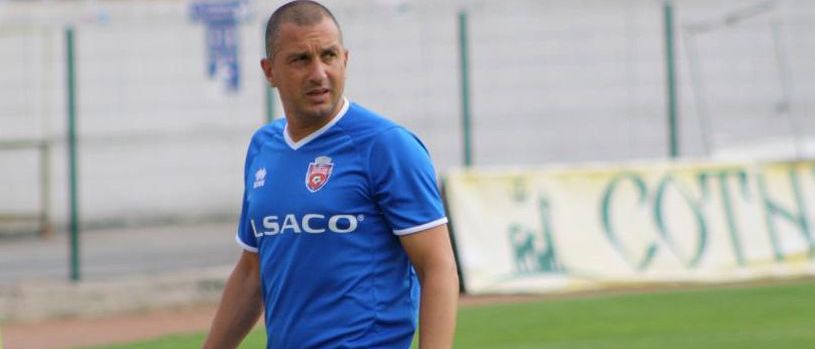 BOTOSANI - CFR | Suporterii i-au cerut demisia lui Enache:<span style="color:#f00;"> "Am pierde timpul daca am discuta despre ce tampenii imi trec mie prin cap"</span>