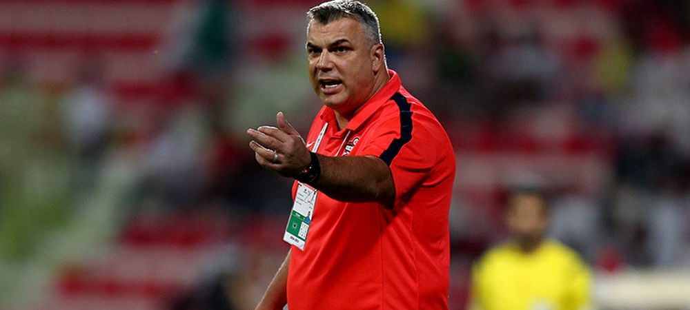 <span style="color:#f00;">FOTO | Aparatie surpriza a lui Cosmin Olaroiu, azi, in Bucuresti!</span> Unde a fost surprins fostul antrenor al FCSB