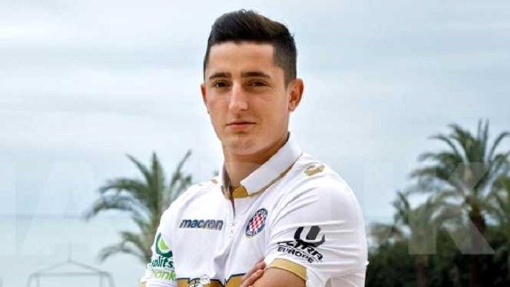 <span style="color:#f00;">ULTIMA ORA | Steliano Filip, propus IN SERIE A, dupa ce a fost dat afara de Hajduk! </span>Cele doua echipe cu care agentul sau a negociat