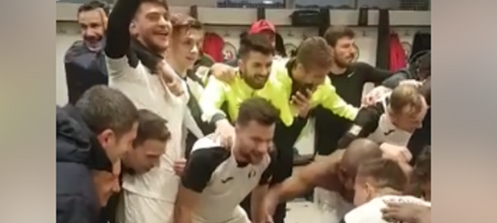 <span style="color:#f00;">Dedicatie pentru dinamovisti!? Ce au cantat jucatorii Astrei in vestiar, </span>dupa victoria care a incurcat si mai mult calculele lui Dinamo