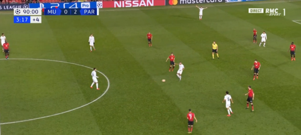<span style="color:#f00;">Luati la OLE-uri! Umilinta completa pentru United in Champions League. </span>Teatrul Viselor URATE: englezii n-au atins mingea in ultimele minute