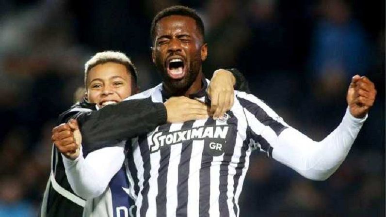 <span style="color:#f00;">Transfer milionar pentru Varela dupa ce a cucerit titlul cu PAOK!</span> Unde pleaca fundasul care l-a ajutat pe Razvan Lucescu sa triumfe in Grecia