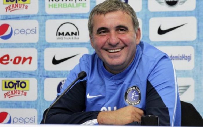 <span style="color:#f00;">Viitorul e prezentul: echipele lui Hagi joaca 5 finale </span>intr-o saptamana, cu echipa mare, U19 si U17